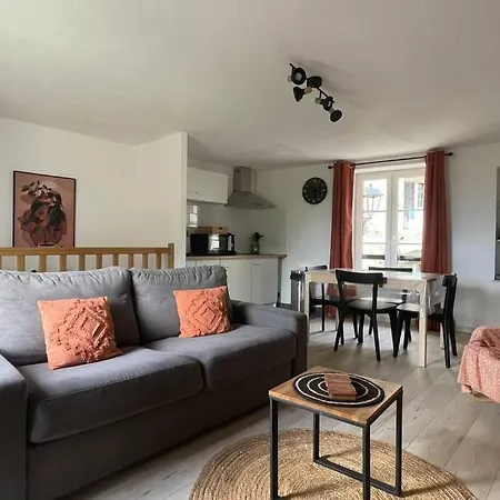 Apartment No 9 Neufchateau